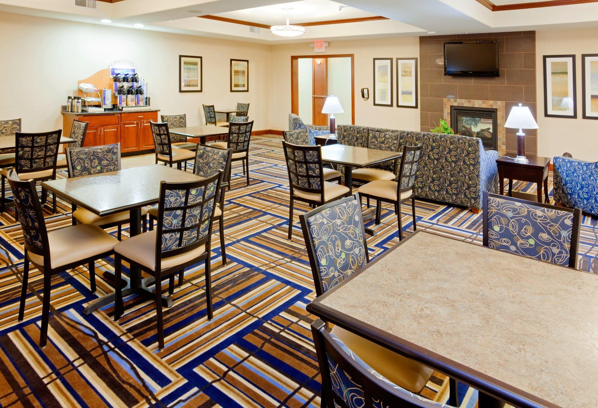 Hotel Express & By Ihg