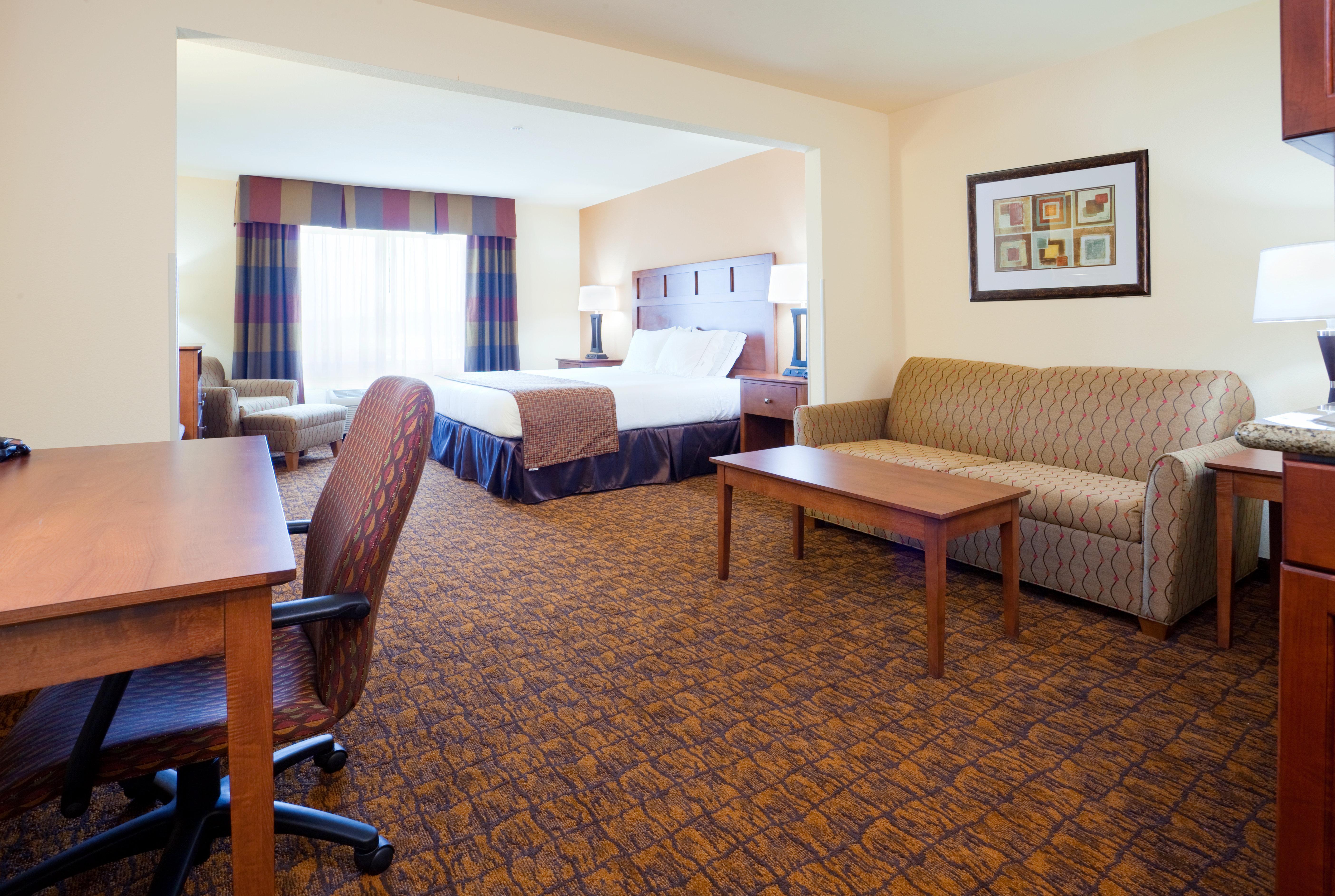 Express & By Ihg